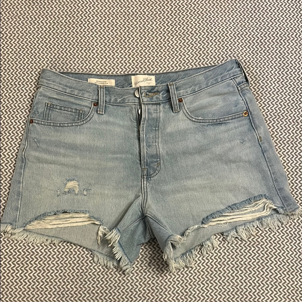 Universal Thread, 90s Baggy Short, Size 8